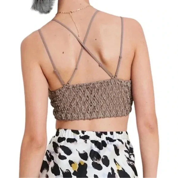 WISHLIST CRUSH ON YOU LACE BRALETTE CHAMPAGNE Size L NWT - Picture 2 of 11